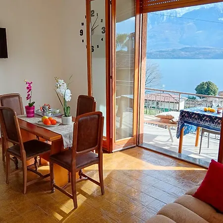 Augusta アパート *